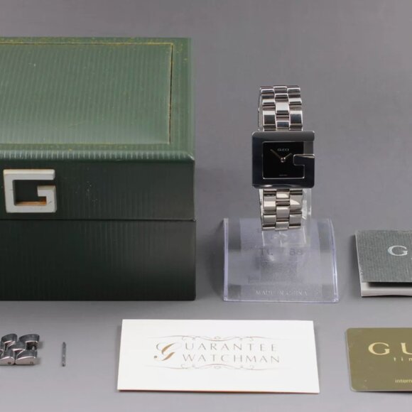 MINT GUCCI Black Dial Women\'s 26mm Watch main image 4